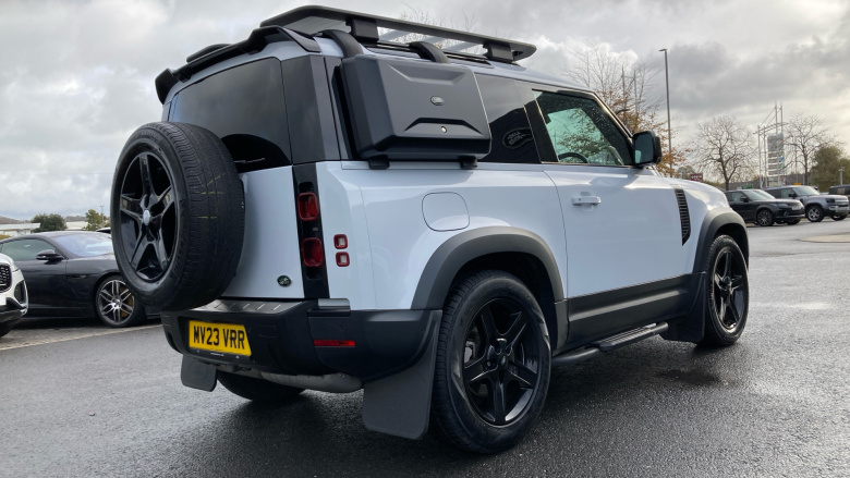 Land Rover Defender 90 Diesel 3.0 D250 Hard Top SE Auto